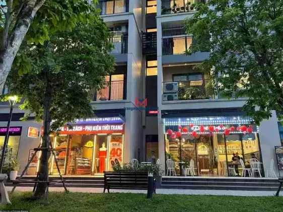 Bán căn shop ngay sát cửa sảnh của tòa nhà - sổ đỏ lâu dài 10,3 tỷ cho thuê được 60tr/tháng