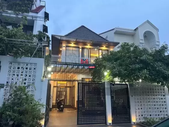 Biệt thự siêu đẹp 8x22 2 tầng nằm trong khu biệt thự Hiệp Bình Chánh