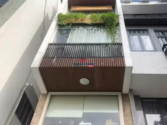 Chính chủ cần bán nhà gốc 3 mặt tiền đường Trường Sa, Quận 3