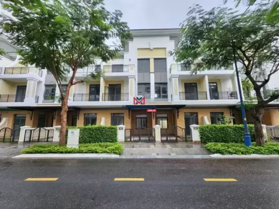 Hot! Biệt thự mặt tiền đường 24m. Diện tích (7x20)m2