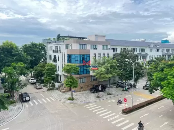 Chuyển nhượng biệt thự liền kề Geleximco Lê Trọng Tấn