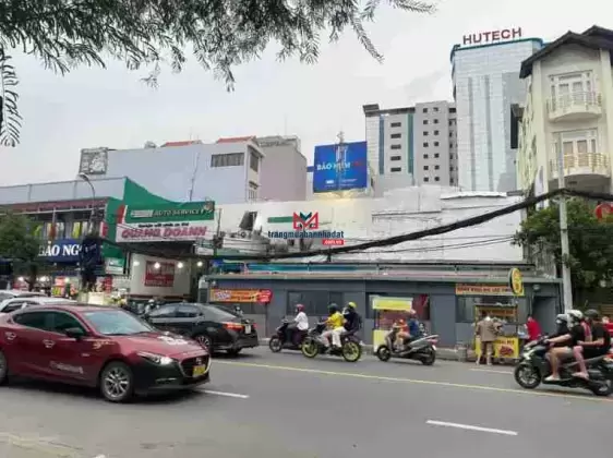 Bán đất có nhà tiện xây, DT 747 m2 mặt tiền đường số 1 Nguyễn Gia Trí, P25, Quận Bình Thạnh, TPHCM
