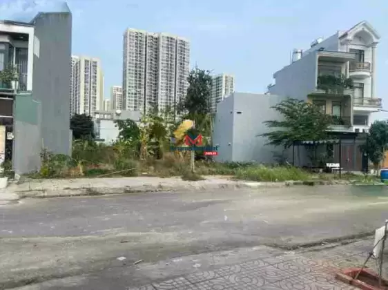 Bán 210m2(10x21) full thổ cư đường 22m, sau lưng chợ đầu mối đối diện công viên Bình Chiểu Thủ Đức