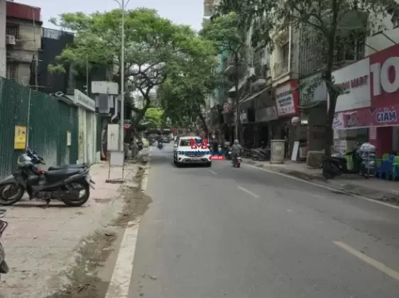 Bán đất tặng nhà mặt phố Thành Công Ba Đình 30 tỷ 100m2