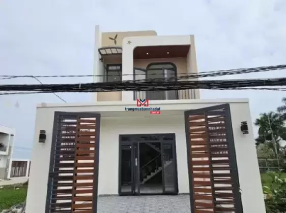 Bán gấp nhà 1 trệt 1 lầu sổ riêng thổ cư gần chợ 26 Tân Phong