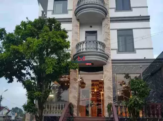 Bán khách sạn - đường Cô Giang, Phường 9, Đà Lạt/ 338m2 / giá 33,5 tỷ pháp lý: SRXD