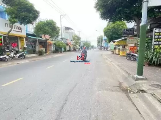 Bán nhà 1 trệt 1 lầu MT sầm uất đường Lý Thường Kiệt, P. Dĩ An, TP. Dĩ An