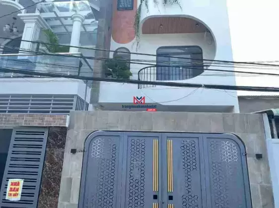 Bán nhà gần bên chợ Cây Xăng 26 phường Tân Phong, sổ riêng thổ cư, 2 Lầu 1 trệt, 3 phòng ngủ