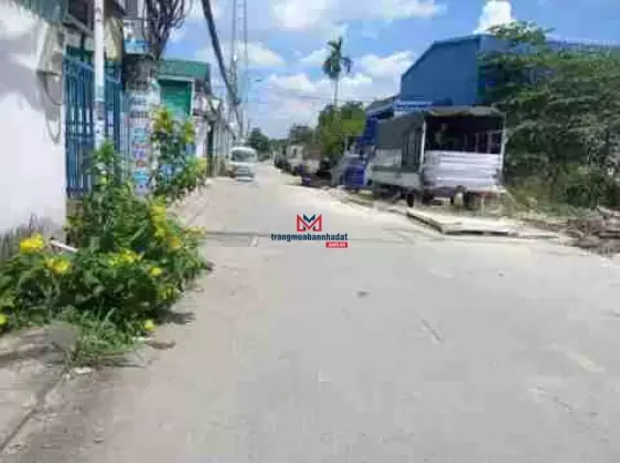 Bán nhà cấp 4 mặt tiền An Phú Đông 25. DT 540m2 đường 8m đang cho thuê 22tr/tháng giá 14.5 tỷ tl