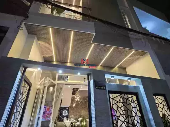 Bán nhà Cô Giang, P2, Q. Phú Nhuận. DT 86m2 cho thuê 32tr/th. Sổ riêng