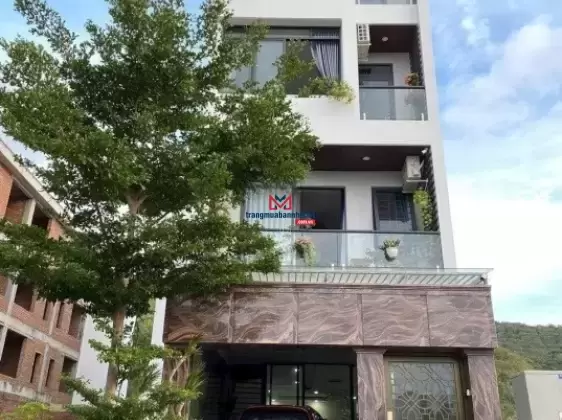Bán nhà mặt phố Mipeco Nha Trang