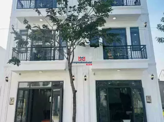 Bán nhà riêng 4PN, 4WC, 3tầng tại Thạnh Xuân, Q12, HCM giá tốt 4,65 tỷ