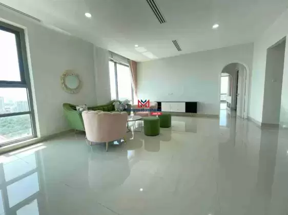 Bán Officetel đẹp nhiều tiện ích tại Golden King, 20 tỷ, 111m2, 2PN, 2WC, Q7, HCM