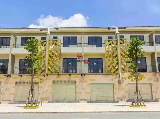 Hàng ngộp cần bán gấp shophouse Sun Casa Central Ngay DB4, giá 3,3tỷ/100m2 kinh doanh cho thuê tốt