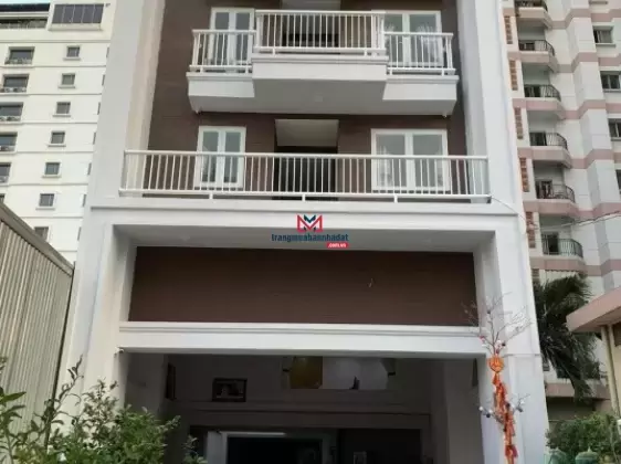 Building mặt tiền đường Lê Quang Định, Bình Thạnh, 300m2