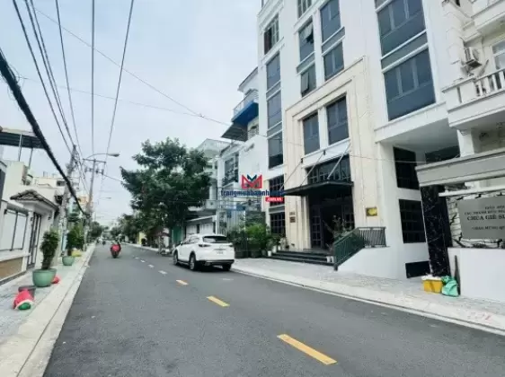 Chính chủ bán biệt thự MT đường Số 45, Tân Quy, quận 7, DT 139m2