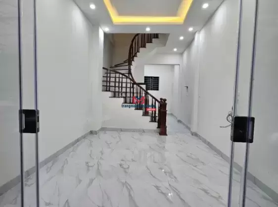 Hàng hiếm mặt phố Phan Đình Giót, kinh doanh tấp nập, gần đền Bia Bà