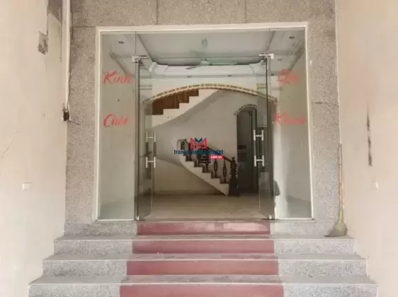 Bán nhà mặt phố Doãn Kế Thiện, vỉa hè rộng, sầm uất