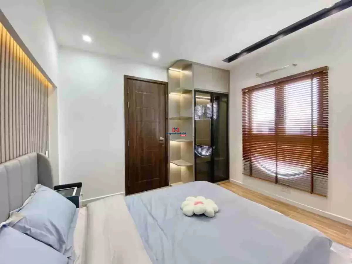 classifieds/2025_02/tuan_1/ban-nha-5-lau-duong-le-hong-phong-quan-10-full-noi-that_7.jpg