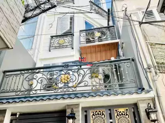 Nhà 5 tầng mới đẹp cmt8 Quận 10. 1% người giới thiệu