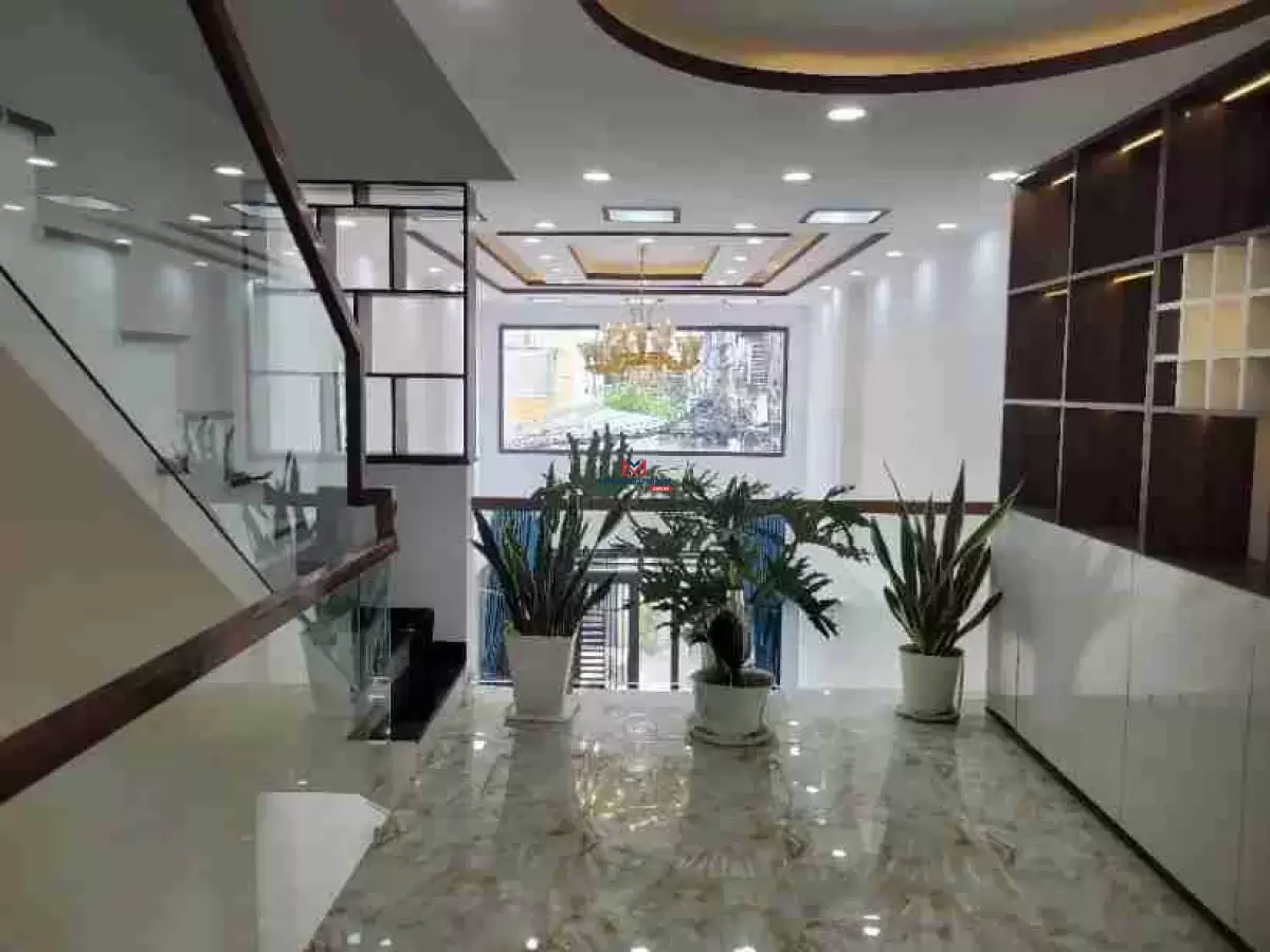 classifieds/2025_02/tuan_1/ban-nha-dep-duong-quang-trung-go-vap-6-trang-60m2-chi-7-ty-hon_5.jpg