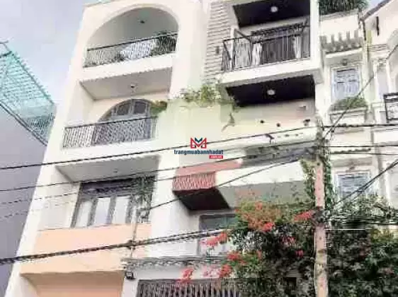 Hiếm chủ gộp bán gấp nhà HXH, 4 tầng, Quận 4 giá 5,9 tỷ
