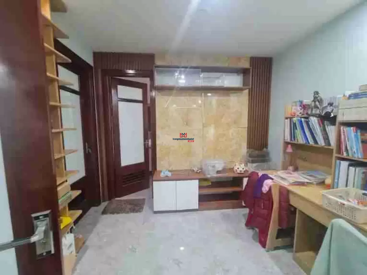 classifieds/2025_02/tuan_1/ban-nha-lo-goc-2-mat-tien-quan-bac-tu-liem6.jpg