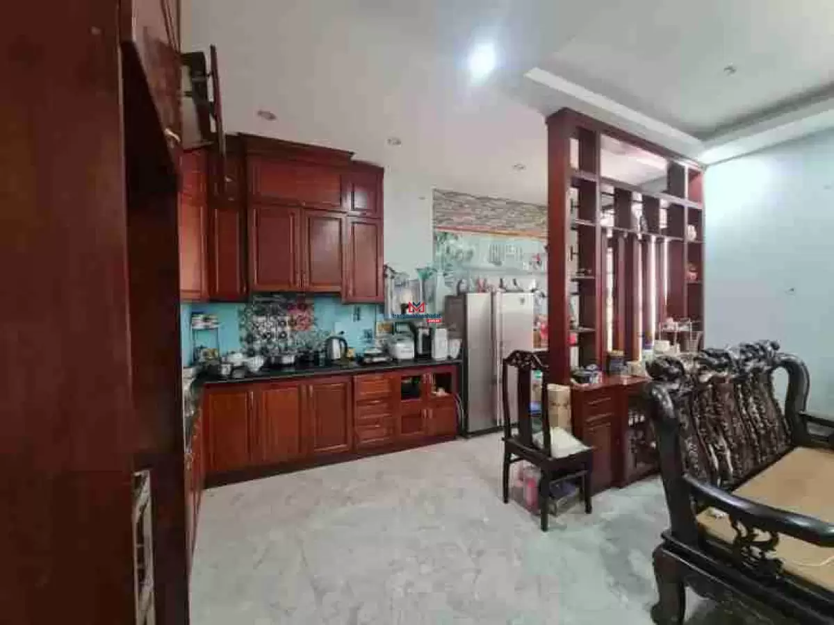 classifieds/2025_02/tuan_1/ban-nha-lo-goc-2-mat-tien-quan-bac-tu-liem7.jpg