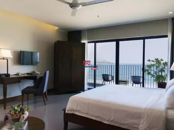 Cần bán KS 7 tầng, mặt tiền đường Hoàng Sa, view biển trực diện