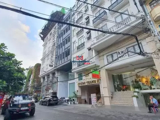 Chủ ngộp - Bán rẻ! Tòa khách sạn ngay Nguyễn Trãi, Q1 DT 8x20m 5 tầng HDT 150 triệu