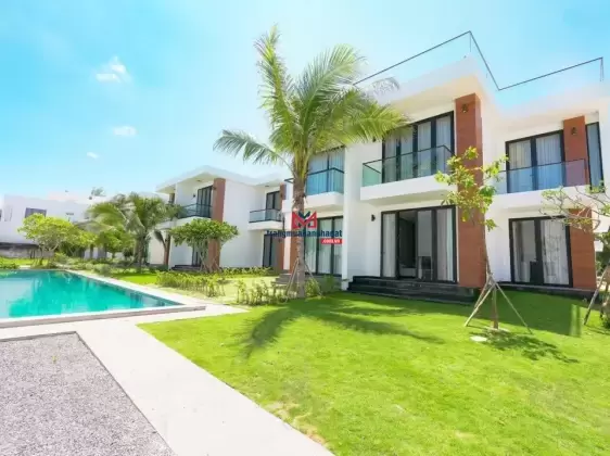 Biệt thự bãi biển riêng, có đầy đủ nội thất