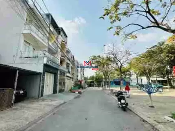 Lô đất vuông vức KDC cán bộ trí thức, đường Song Hành XLHN ngang 6m đường nhựa công viên kế bên nhà