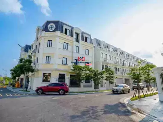 Gấp Gấp! Duy nhất 1 căn shophouse lô góc đường lớn, 2 mặt tiền đường. DT 142m2, giá 33 tỷ