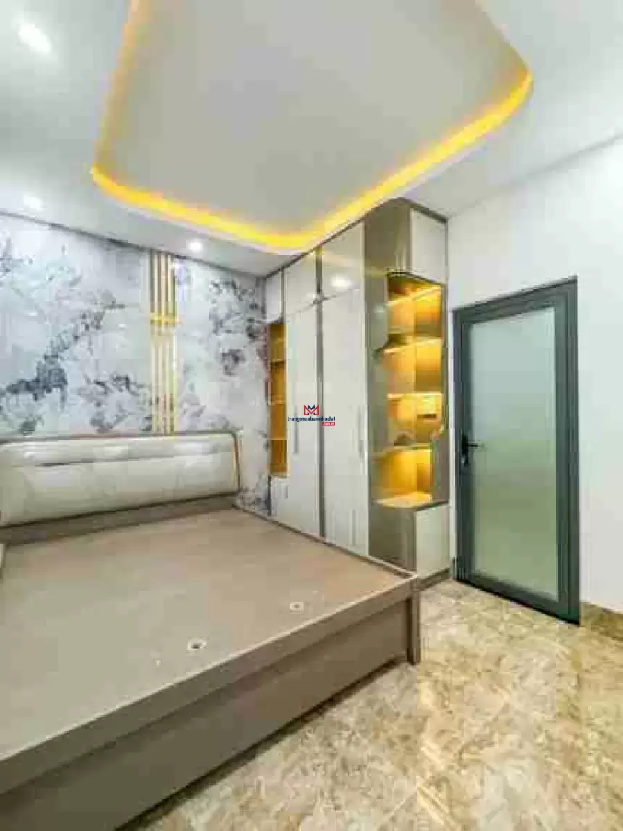 classifieds/2025_02/tuan_2/ban-nha-1-tret-2-lau-full-noi-that-hem-lon-duong-hoang-van-thu6.jpg