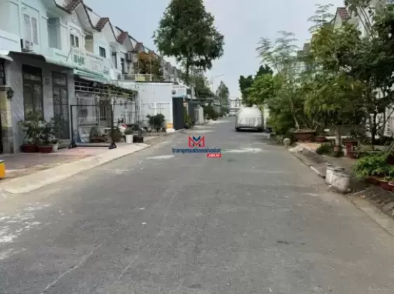 Bán nhà ĐS 9 KDC Hoàng Quân đường Trương Vĩnh Nguyên