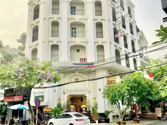 Hàng hiếm khách sạn góc 2 mặt tiền Quận 7 cao 8 tầng thu nhập cực tốt