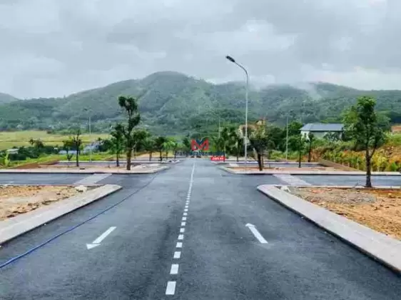 Bán đất Đồng Chằm, 2,9 tỷ, 110m2, pháp lý đầy đủ, mặt tiền 5.5m, nhiều tiện ích