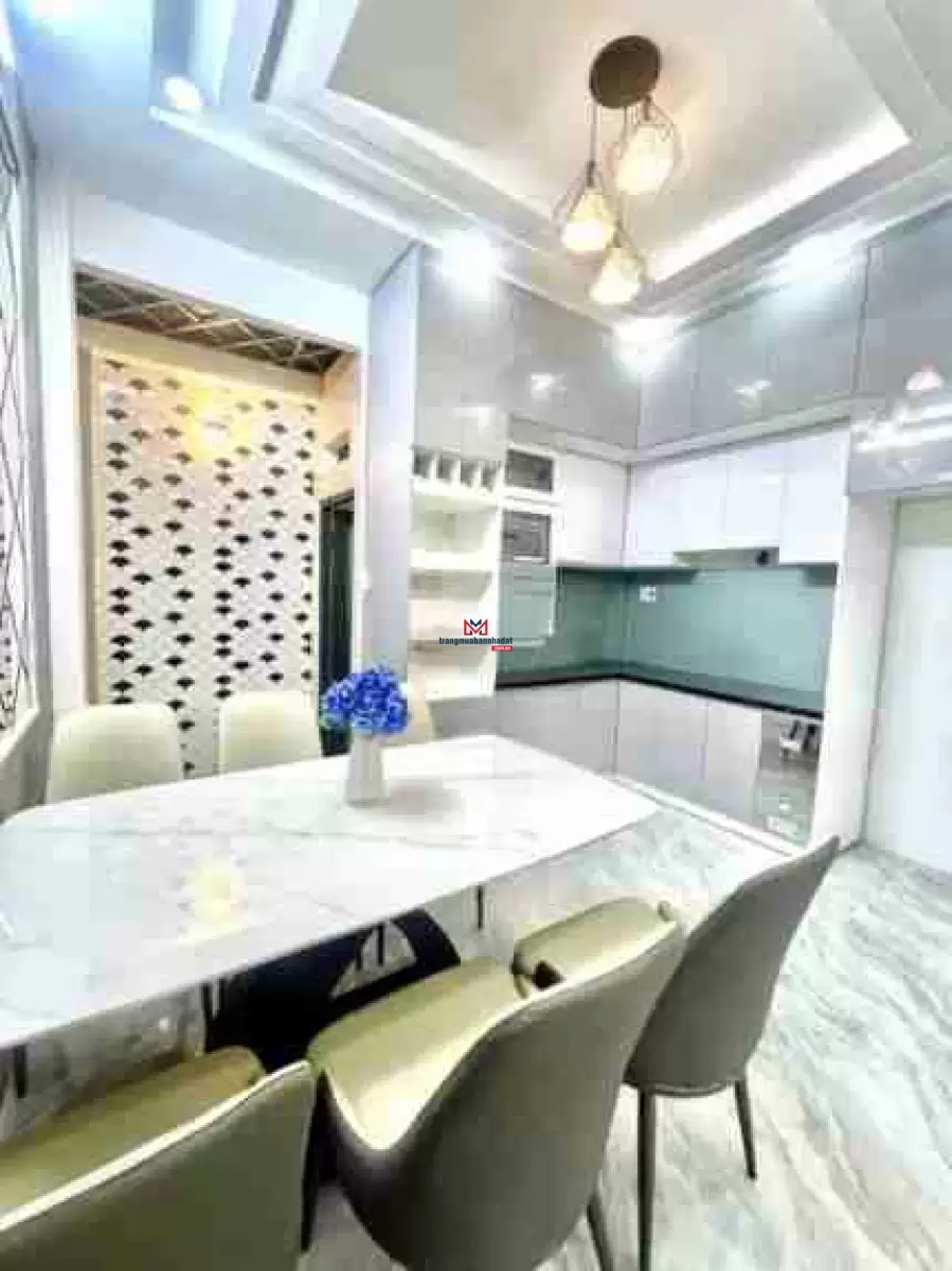 classifieds/2025_02/tuan_3/ban-nha-4-tang-xe-hoi-dau-trong-nha4.jpg