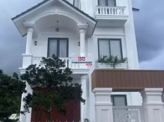 Biệt thự đường Măng Lin. DT 200m2, view rừng thông đẹp