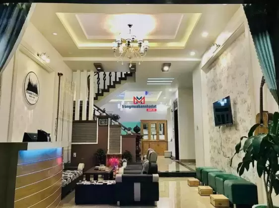 Hàng hiếm tại đường Yersin, Phường 9, Đà Lạt