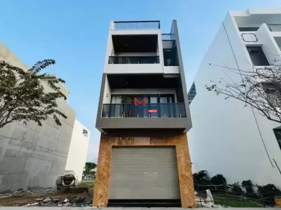 Nhà mới 3 tầng tại đường B8 VCN Phước Long Dt 95m2