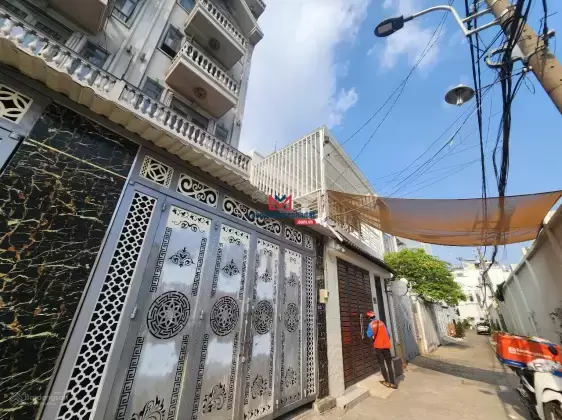 Bán nhà Nguyễn Văn Lượng HXH, 5mx17m. Trệt 1 lầu ST giá 8,5 tỷ (TL)