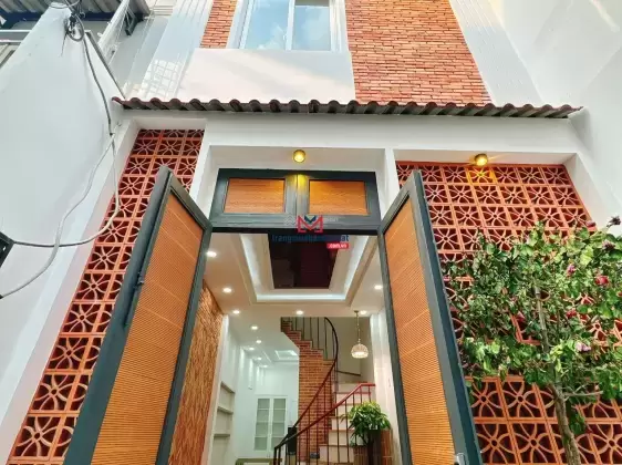 Nhà đẹp 4 tầng 5PN - 39,3m2 (3.8 x 12) - Khánh Hội