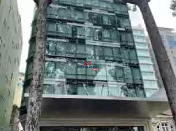 Bán khách sạn 4 sao Fusion Suites Sài Gòn Sương Nguyệt Ánh Quận 1